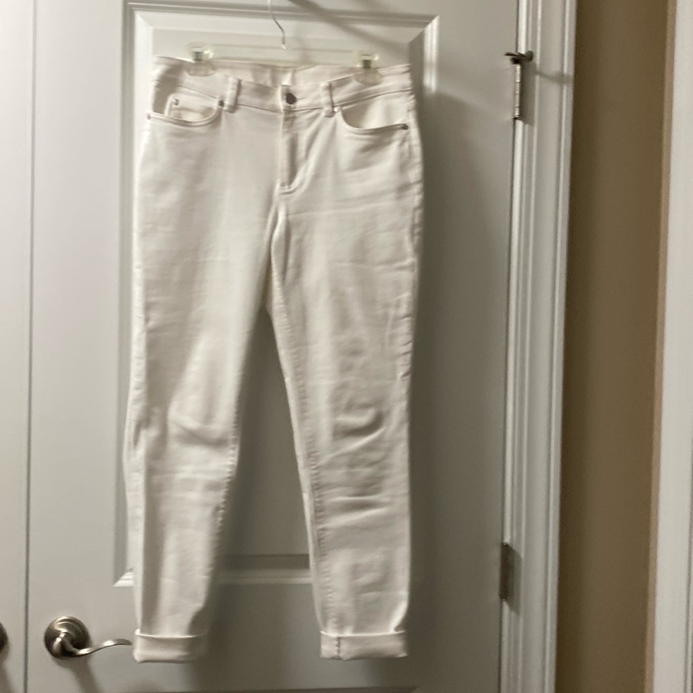 Two by Vince Camuto white jeans